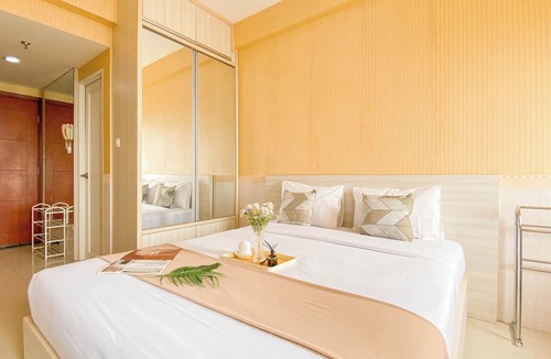 Karawang Apartment | Relaxing Studio at Tamansari Mahogany Karawang Apartment