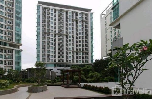 East Jakarta Apartment | Comfy 2BR Apartment at Woodland Park Residence