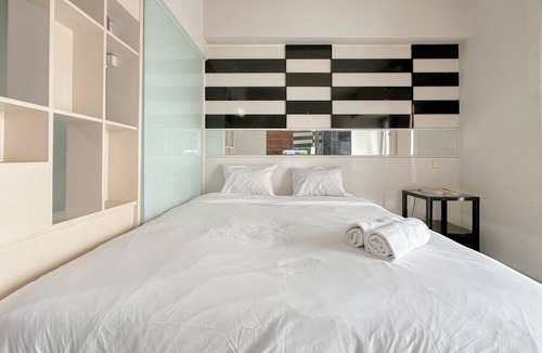 Siwalankerto Apartment | Minimalist and Cozy Studio at The Square Surabaya Apartment