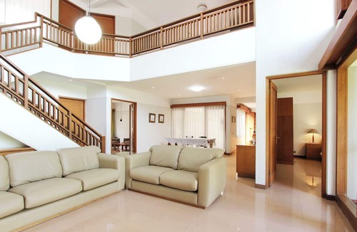 Sukajadi Villa | Villa Oma Elly