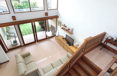 Sukajadi Villa | Villa Oma Elly