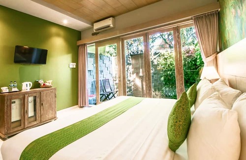 Batu Bolong Villa | ME Villas Kayu Tulang at Canggu
