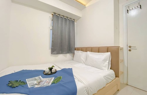 Rawasari Apartment | Good Deal and Comfy 2BR Apartment Green Pramuka City