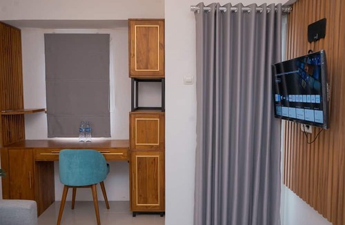 South Tangerang Apartment | Luxurious 2BR at Urbantown Serpong Apartment