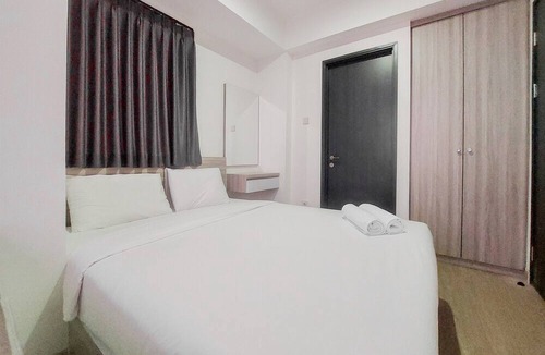 Pinang Apartment | Good And Warm 2Br At Collins Boulevard Apartment