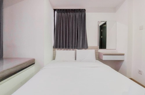 Pinang Apartment | Good And Warm 2Br At Collins Boulevard Apartment