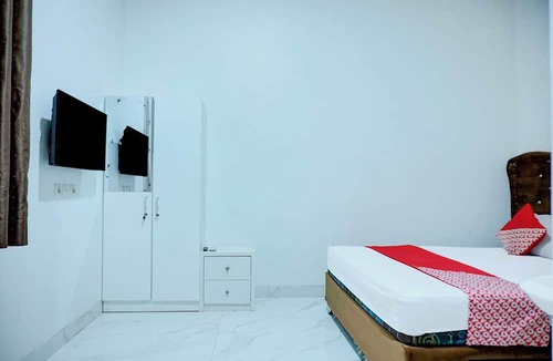 North Cirebon Hotel | Hotel O Stasiun Cirebon Kejaksan Near Alun Alun Cirebon Formerly Family Homestay