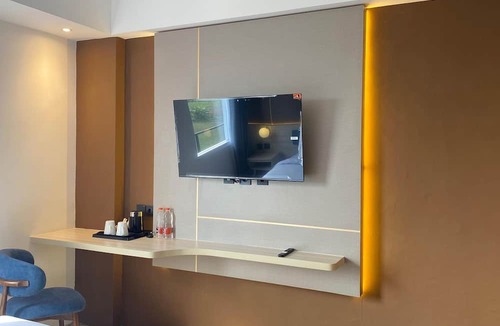 Tuban Sub-District Hotel | LYNN Hotel Tuban