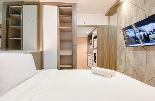 Jatingaleh Apartment | Comfortable and Homey Studio at The Alton Apartment