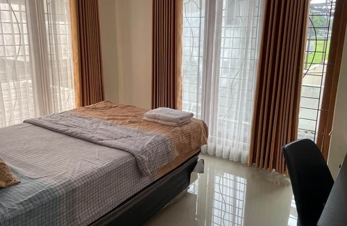 Sinduharjo Villa | Griya Kania Merapi