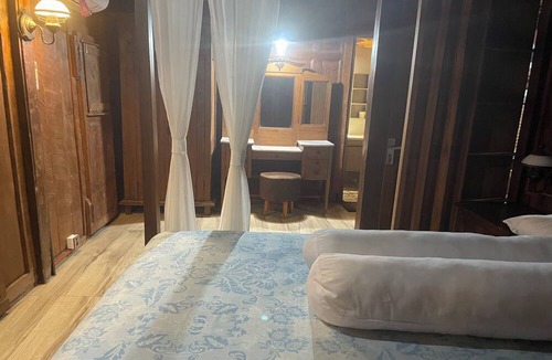Sleman Hotel | Homestay Omah Embun