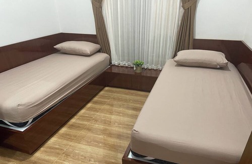 Sleman Hotel | Homestay Omah Embun
