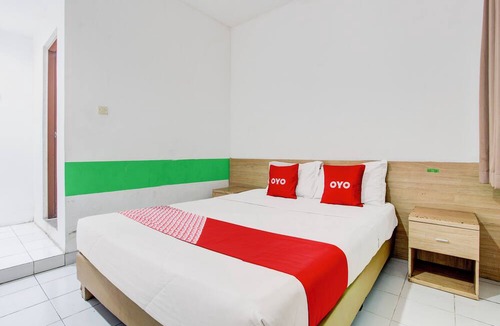 Surakarta Hotel | Collection O Jalan Slamet Riyadi Near Kampung Batik Kauman Formerly Hotel Grand Kota