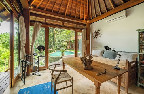 Kutuh Kaja Villa | Private Pool Villa in ubud with Jungle View