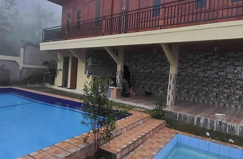 Megamendung Villa | Villa Zoya 1