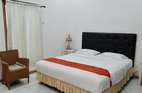 Sleman House | Casamia Homestay