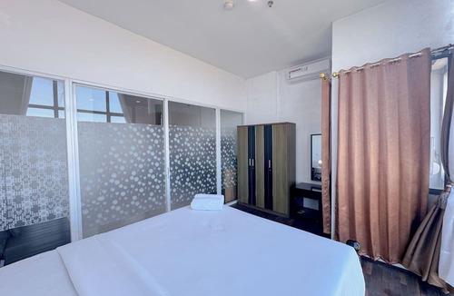 Surabaya Apartment | Good Location And Relaxing 1Br Apartment At Aryaduta Residence