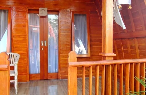 Tembuku House | Green Pacing Lodge