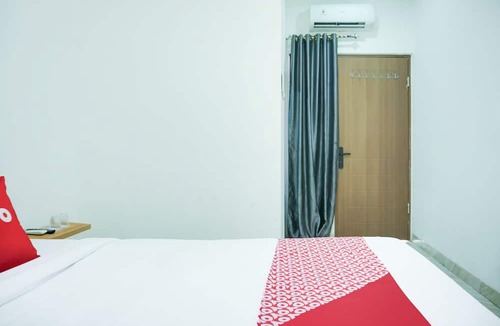 Bandar Lampung Hotel | Hotel O Teluk Betung Near Water Park Lembah Hijau Formerly Kanajiwa Guesthouse 2