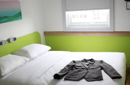 Astana Anyar Hotel | ibis budget Bandung Asia Afrika