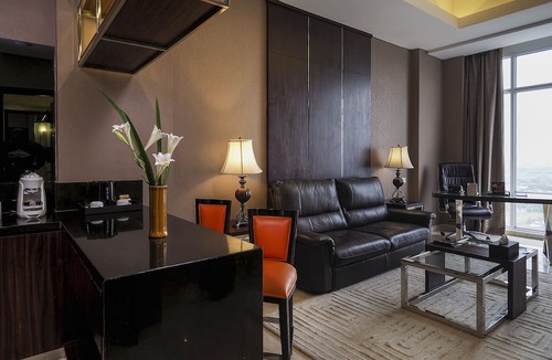 Grogol Hotel | Grand Mercure Solo Baru