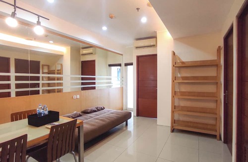 Siwalankerto Apartment | Good Place and Tidy 2BR at High Point Serviced Apartment