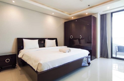Surabaya Apartment | Premium and Restful 3BR in City Center at Kondominium Regensi Apartment
