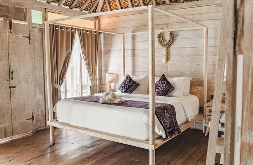 Gili Trawangan Villa | Java Wood Villa