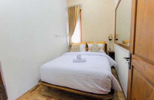 Depok Villa | Villa D'Maguwo Suites