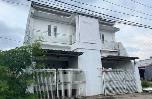 Tetebatu Hotel | Hotel O Kost Aisyah Near Citra Grand Galesong City(Pattalassang)