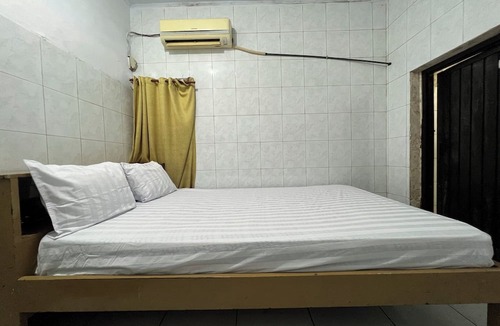 Tetebatu Hotel | Hotel O Kost Aisyah Near Citra Grand Galesong City(Pattalassang)