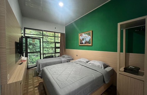 Rendeh Hotel | Kampung Karuhun Eco Green Park Sumedang