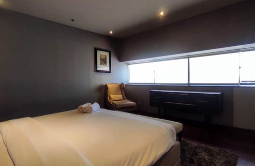 Gubeng Apartment | Apartment 3Br With River View In City Center At Sumatra36 Surabaya