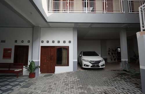Kasihan House | Kingkost Tinosidin