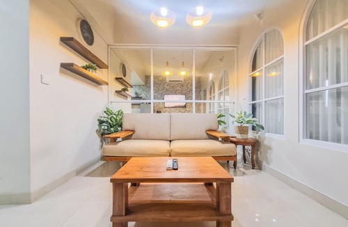 Catur Tunggal Apartment | Good Place And Homey 1Br At Uttara The Icon Apartment