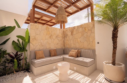 Babakan Hotel | Casa Nata Graceful 2 BR Mediteranian