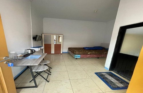 Serang Hotel | OYO 93995 Griya Va Syariah