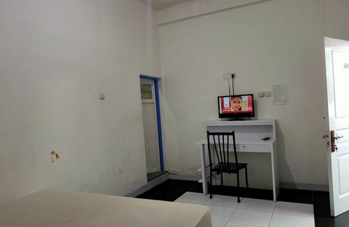 Mendawai Hotel | Hotel O Azwa Gh Katingan Near Lapangan Sepak Bola Pegatan Hilir