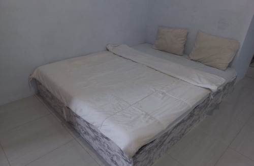 Slawi Hotel | Hotel O Guest House Cinta Damai