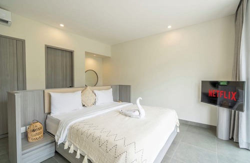 Melayang Villa | Villa The Kayu by GORO