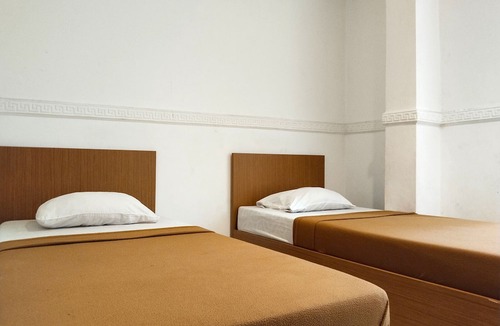 Gambir Hotel | Wisma Juanda Powered by Cocotel