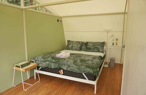 Ciumbuleuit Cabin | Over Easy Glamping Site