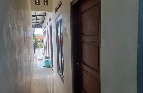 Purwokerto Hotel | Hotel O Chimi Rumah Kost