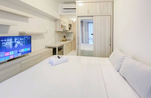 Grogol Utara Apartment | Cozy And Well Furnished Studio Tokyo Riverside Pik 2 Apartment