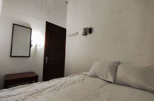 Wonosari Hotel | Hotel O Minso Inn Sepanjang