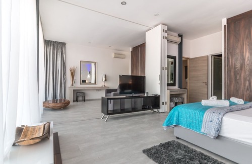 Gedongtataan House | Ultimate homestay