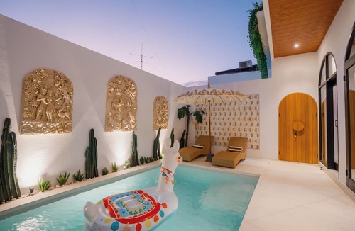 Batubulan Villa | Melviano Suite Villa