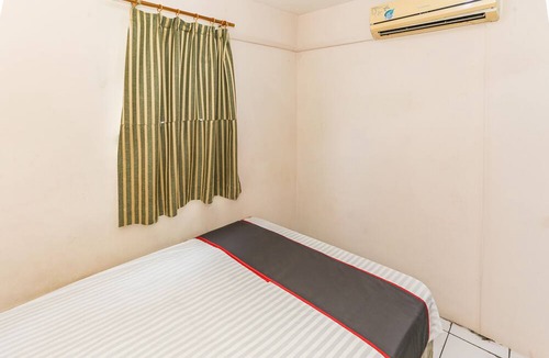 Pemalang Hotel | OYO 93645 Akasia Budget