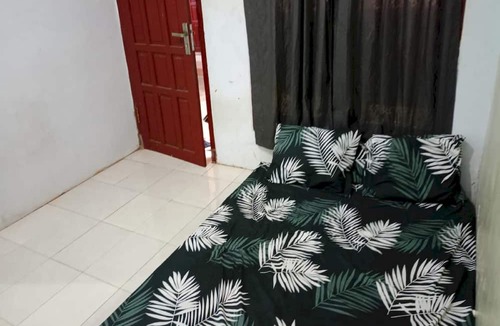 Blitar Cottage | OYO Life 93712 Vanda Family
