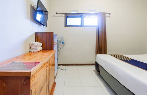 Sidoarjo Hotel | Hotel O Triple N Homestay